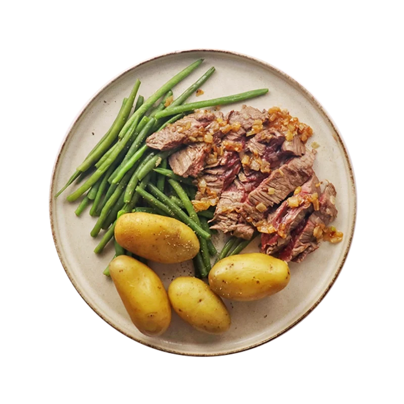 Bavette D'aleyau Haricots Vert Et Pomme Sauce À L'échalote